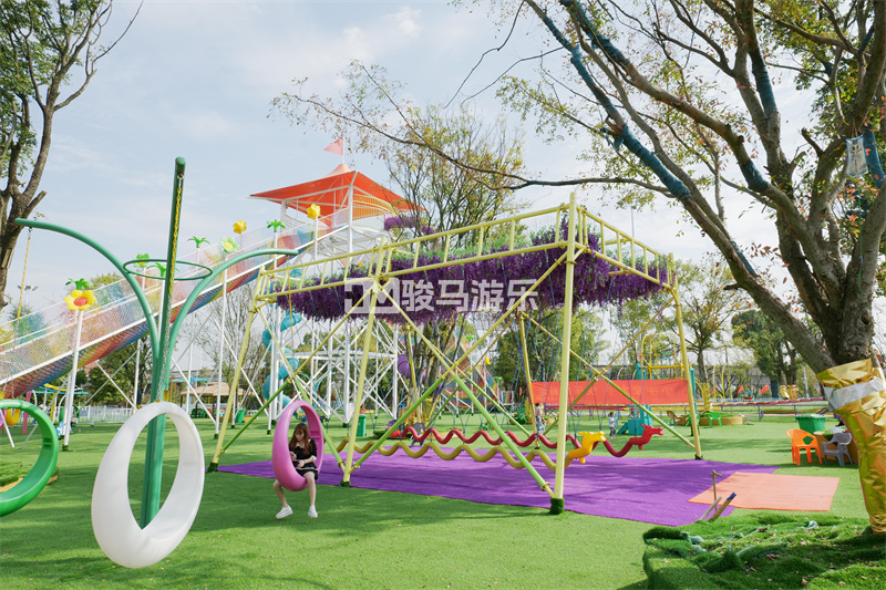 戶(hù)外無(wú)動(dòng)力樂(lè)園